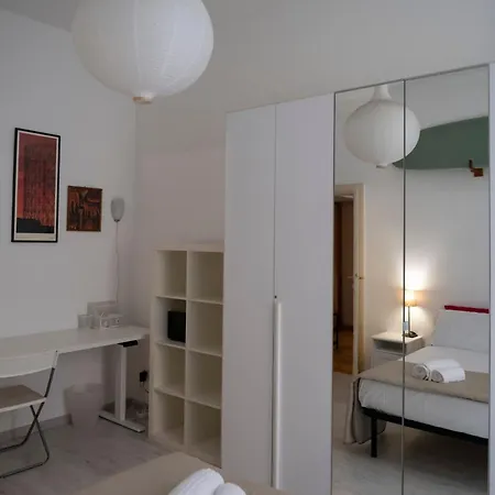 Artist Vatican House アパート