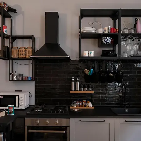 Artist Vatican House アパート *